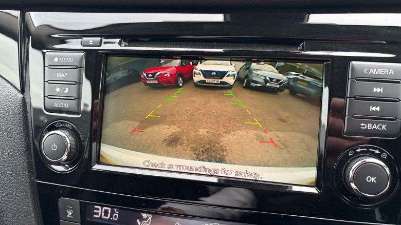 Nissan Qashqai 1.3 DiG-T Acenta Premium 5dr Petrol Hatchback